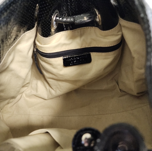 Roberta Gandolfi patent black bag - Picture 8 of 16